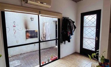 Casa en venta - 3 dormitorios 2 baño 1 cochera - 142mts2 - La Plata [FINANCIADO]