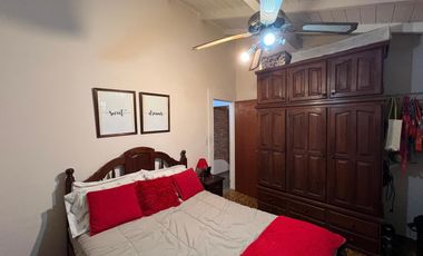 PH tipo Casa de cuatro ambientes con cochera a la venta en Villa Dominico