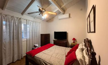 PH tipo Casa de cuatro ambientes con cochera a la venta en Villa Dominico