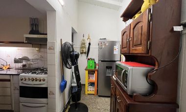 PH tipo Casa de cuatro ambientes con cochera a la venta en Villa Dominico