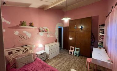 PH tipo Casa de cuatro ambientes con cochera a la venta en Villa Dominico