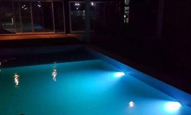 Casa en venta - 3 dormitorios 3 baños - cocheras - 200 mts2 - Guillermo E. Hudson