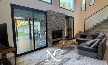 Casa en venta en costa esmeralda