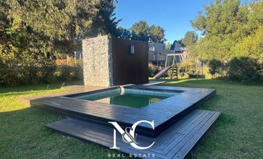 Casa en venta en costa esmeralda