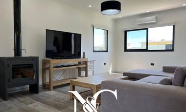 Casa en venta en Costa Esmeralda 4 amb piscina