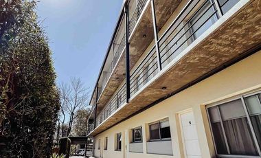 Departamento en venta - 2 dormitorios, 1 baño, cochera - 105mts2 - City Bell