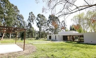 Casa - VENTA - BARRIO MIRALAGOS