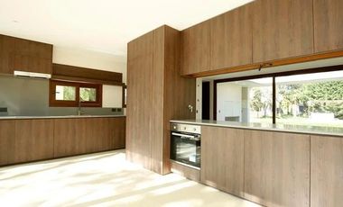 Casa - VENTA - BARRIO MIRALAGOS