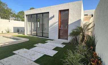 Casa 4 recámaras| zona norte| en privada con campo de golf