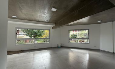 Oficina comercial a la venta en Wilde Centro