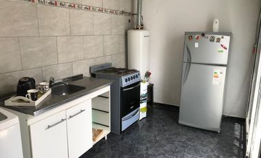 Casa en venta - 1 dormitorio 1 baño - cochera - Gambier, La Plata