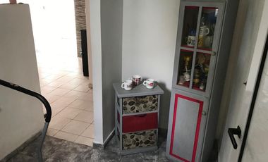 Casa en venta - 1 dormitorio 1 baño - cochera - Gambier, La Plata