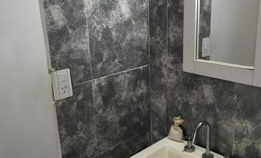 Casa en venta - 1 dormitorio 1 baño - cochera - Gambier, La Plata
