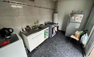 Casa en venta - 1 dormitorio 1 baño - cochera - Gambier, La Plata