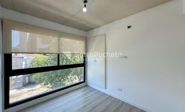 Venta departamento 3 ambientes con balcon y cochera en Haedo.