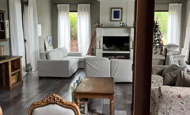 Casa en Alquiler Temporal, 3 Dormitorios,Q2