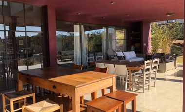 Casa en Alquiler Temporal, 3 Dormitorios,Q2