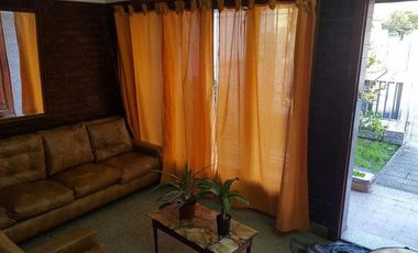 Casa en venta - 2 dormitorios 2 baños -597mts2 totales - Magdalena