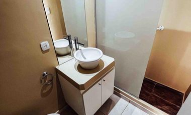 Casa en venta - 2 dormitorios 1 baño - Cochera - 105mts2 - City Bell