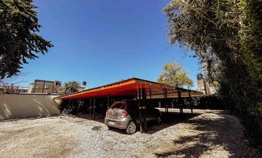 Casa en venta - 2 dormitorios 1 baño - Cochera - 105mts2 - City Bell