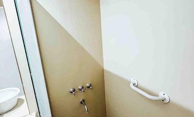 Casa en venta - 2 dormitorios 1 baño - Cochera - 105mts2 - City Bell