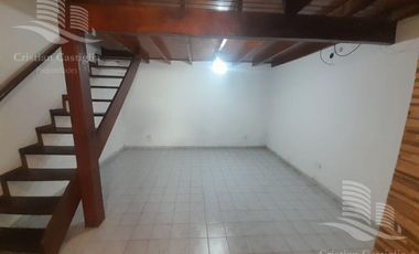 PH de 1 Ambiente y Medio con entre piso en Alquiler en Villa Adelina
