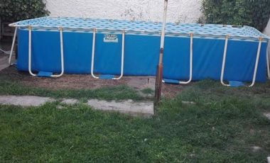Casa en venta - 4 dormitorios 2 baño - cochera - 300mts2 - Los Hornos, La Plata