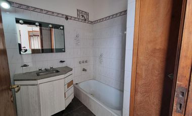 Casa para 2 familias en Barrio Los Cedros