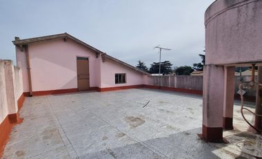 Casa para 2 familias en Barrio Los Cedros