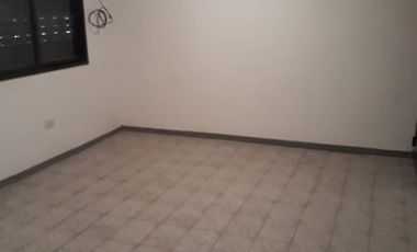 Venta en bloque de 2 depósitos - 189,12mts2 - La Plata