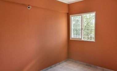 Departamento en venta - 3 Dormitorios 1 Baño 1 Cochera- 58mts2 - Villa Elvira [FINANCIADO]