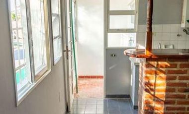 Departamento en venta - 3 Dormitorios 1 Baño 1 Cochera- 58mts2 - Villa Elvira [FINANCIADO]