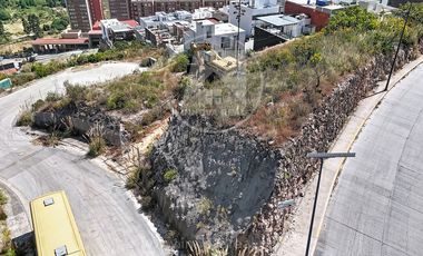 Terreno comercial en Zona Esmeralda