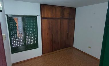AMPLIO DEPARTAMENTO EN ALQUILER EN BARRIO SAN VICENTE