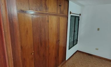 AMPLIO DEPARTAMENTO EN ALQUILER EN BARRIO SAN VICENTE