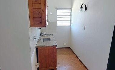 AMPLIO DEPARTAMENTO EN ALQUILER EN BARRIO SAN VICENTE