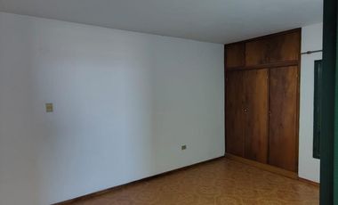 AMPLIO DEPARTAMENTO EN ALQUILER EN BARRIO SAN VICENTE
