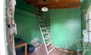 Casa con local en Lanús Oeste para reciclar