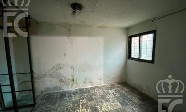 Casa con local en Lanús Oeste para reciclar
