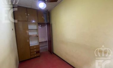 Casa con local en Lanús Oeste para reciclar