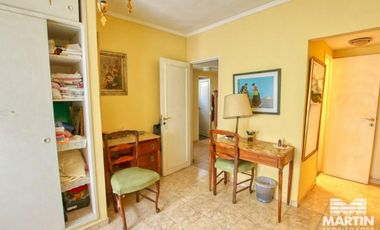 Casa con cuatro dormitorios (dos en suite) y jardín - Martínez