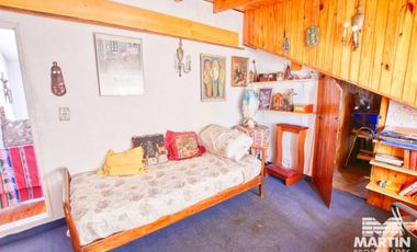 Casa con cuatro dormitorios (dos en suite) y jardín - Martínez