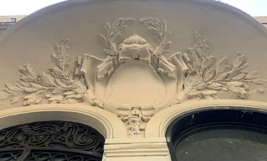 Edificio Comercial en Monserrat