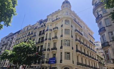 Edificio Comercial en Monserrat