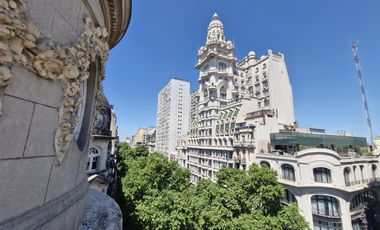 Edificio Comercial en Monserrat