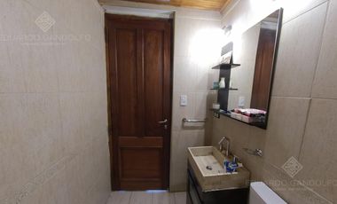 IMPECABLE PH con jardín a NUEVO a mts de Escalada Ctro y del FCGR - APTO CRÉDITO!!!