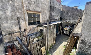 Casa con 5 unidades independientes - Muy buena Zona - Vta Dta - Apto Crédito!!!