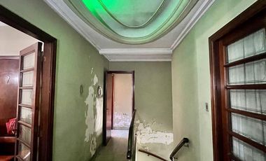 Casa con 5 unidades independientes - Muy buena Zona - Vta Dta - Apto Crédito!!!