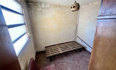 Casa con 5 unidades independientes - Muy buena Zona - Vta Dta - Apto Crédito!!!