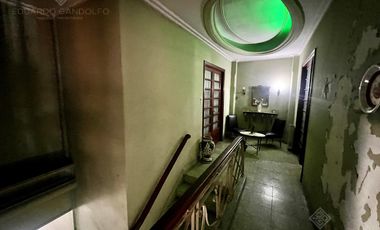 Casa con 5 unidades independientes - Muy buena Zona - Vta Dta - Apto Crédito!!!